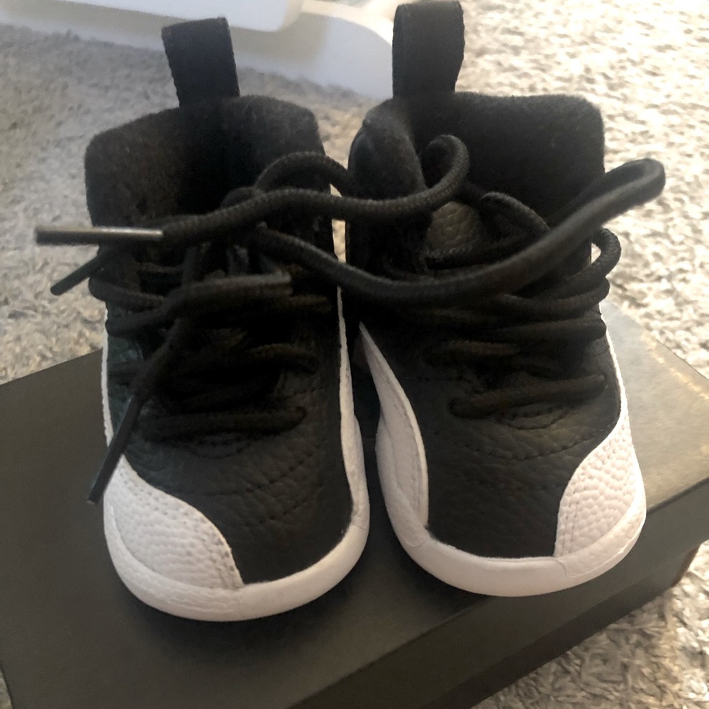 Baby Jordan Retro 12 size 2c